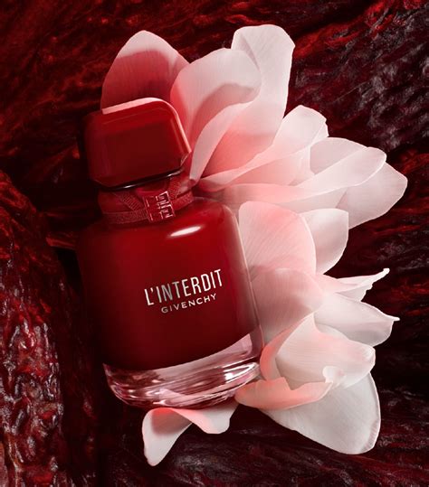 givenchy l'interdit rouge opiniones|Givenchy l'interdit rouge review.